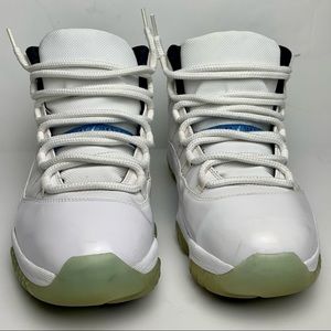 AIR JORDAN 11 RETRO "LEGEND BLUE"